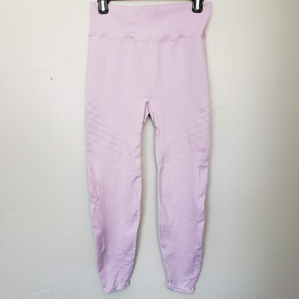 PINK Active NWOT Large Light Purple Athletic Leggings Tight Workout Athleisure